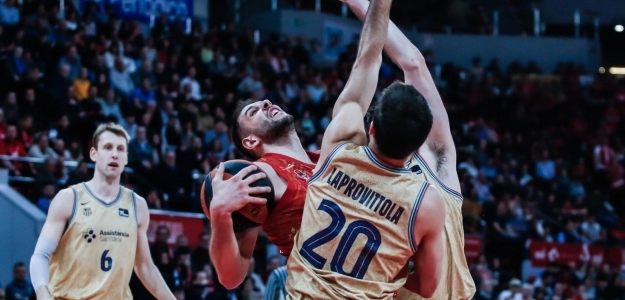 F.C. Barcelona vs Zaragoza.