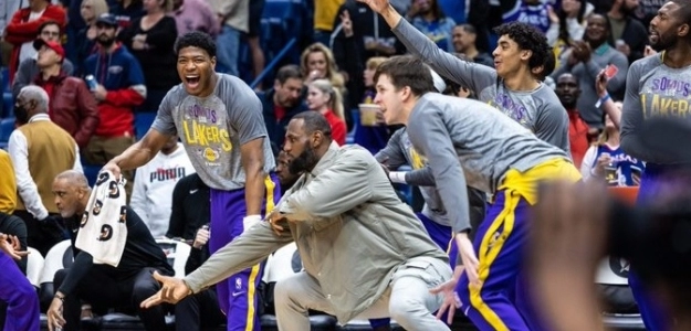 Los Angeles Lakers.