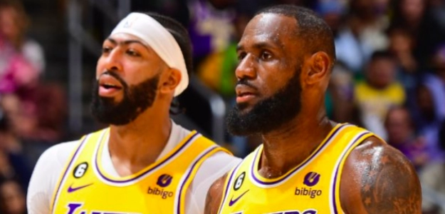 James y Davis, estrellas de los Lakers. 