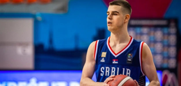 Nikola Topic, con la selección serbia. 