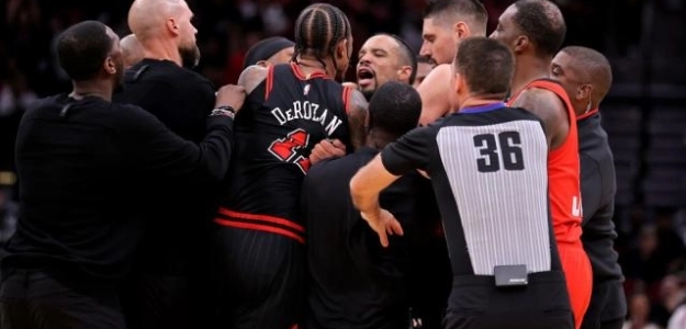 DeMar DeRozan y Dillon Brooks peleando