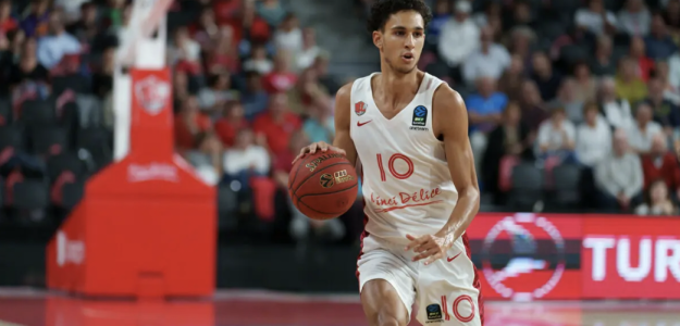 Zaccharie Risacher quiere jugar en la NBA.