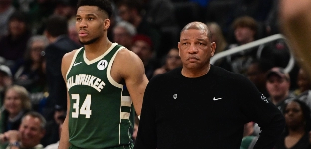 Giannis Antetokounmpo y Doc Rivers