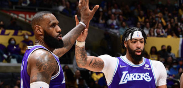 Anthony Davis y LeBron James, estrellas de Los Angeles Lakers. 