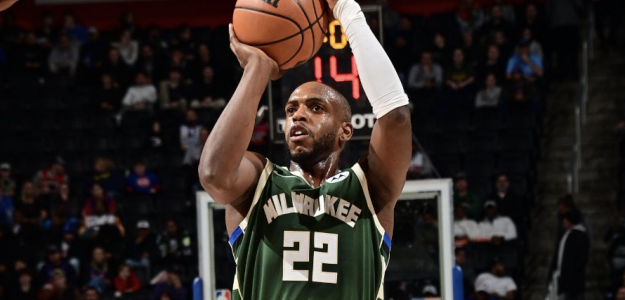 Khris Middleton, jugador de Milwaukee Bucks, se acaba de operar.
