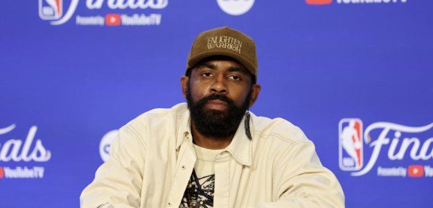 Kyrie Irving, estrella de Dallas Mavericks.