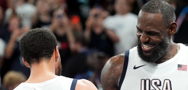 LeBron James and Stephen Curry, teammates on Team USA.
