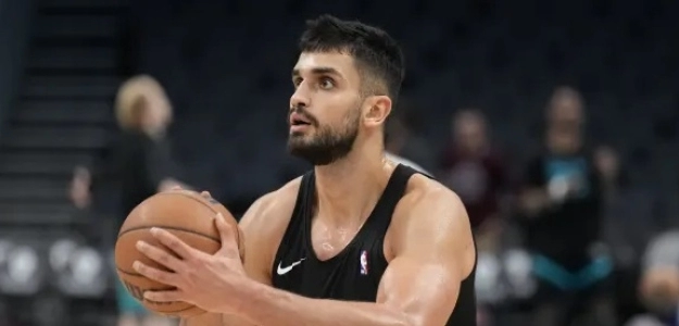 Omer Yurtseven, jugador de la NBA.