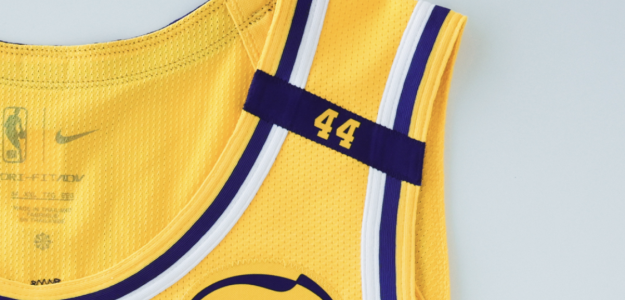 The Los Angeles Lakers pay tribute to Jerry West.