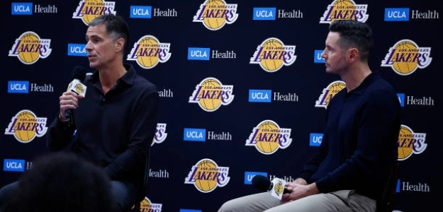 Rob Pelinka, negotiation. Photo: gettyimages