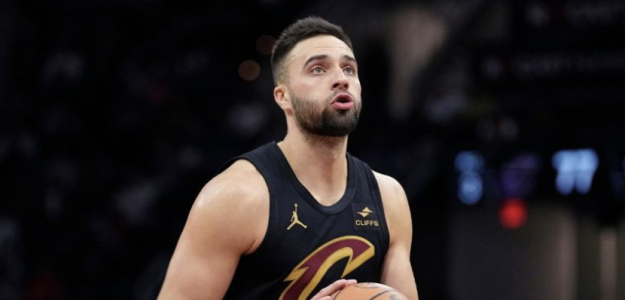 Max Strus, jugador de Cleveland Cavaliers, se perderá el inicio de campaña