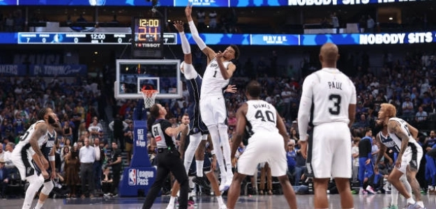 Wembanyama, calentamiento. Foto: gettyimages
