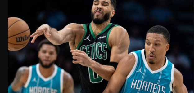 Grant Williams misses Tatum. Photo: gettyimages