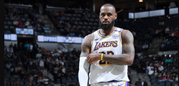 LeBron James, fourth consecutive triple-double. Photo: gettyimages