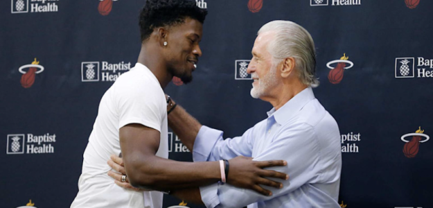 Pat Riley asegura que Miami Heat no traspasará a Jimmy Butler. 