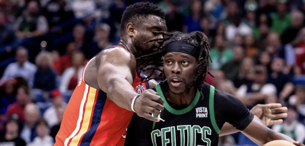 Jrue Holiday y Zion Williamson, excompañeros en los Pelicans.