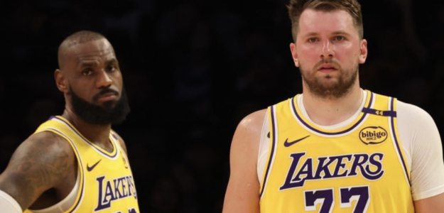 LeBron James y Luka Doncic, estrellas de Los Angeles Lakers. 