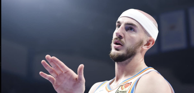 Alex Caruso, clave en el triunfo ante los Nuggets.