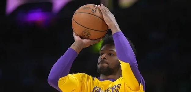 Bronny James, jugador de Los Angeles Lakers.