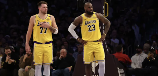 LeBron James, alongside Luka Doncic: they will continue together next season.