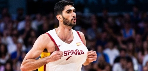 Santi Aldama, Star of Spain.