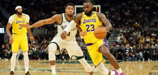Traspaso loco Antetokounmpo y Lebron. Foto: gettyimages