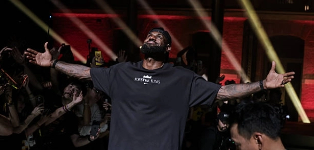 LeBron James, a mystery at the Lakers. Photo: gettyimages