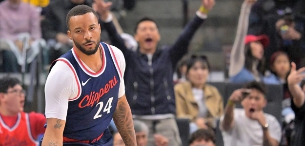 Norman Powell termina contrato en 2026