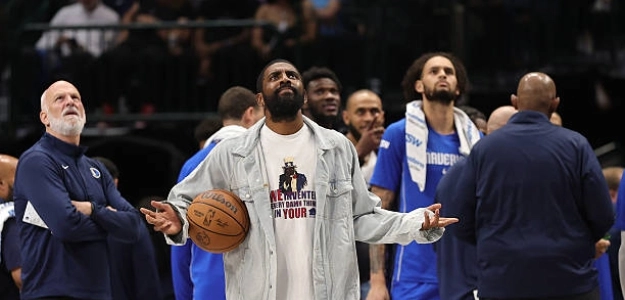 Dallas Mavericks take a stand with Kyrie Irving. Photo: gettyimages
