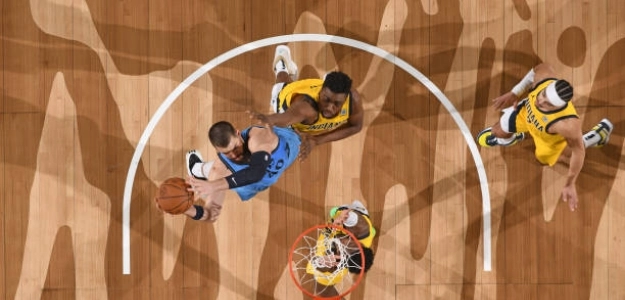 Ivica Zubac, master play by Indiana Pacers. Photo: gettyimages