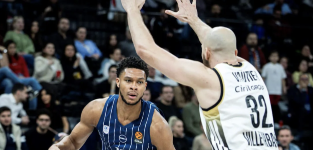 ASVEL surprises by winning on the road against Efes in the Euroleague.