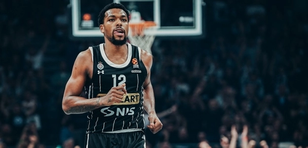 Sterling Brown, estrella en victoria del Partizan y MVP de la jornada