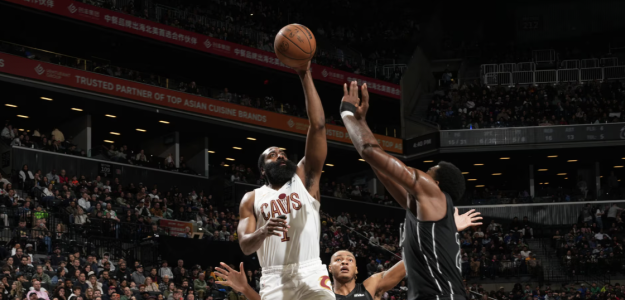 El dedo no impide a James Harden volver a brillar en otra victoria de Cleveland Cavaliers