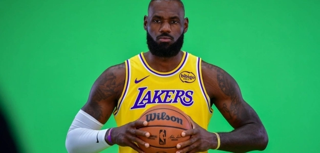 LeBron James vuelve a sonar para los Golden State Warriors