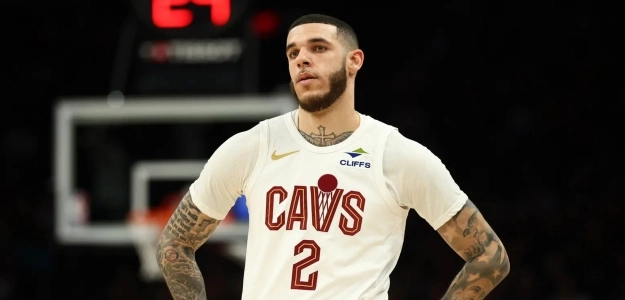 Lonzo Ball se encuentra actualmente sin equipo