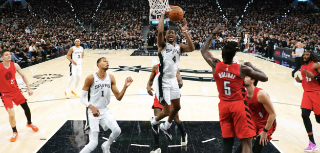 De'Aaron Fox y Wembanyama, estrellas de los Spurs