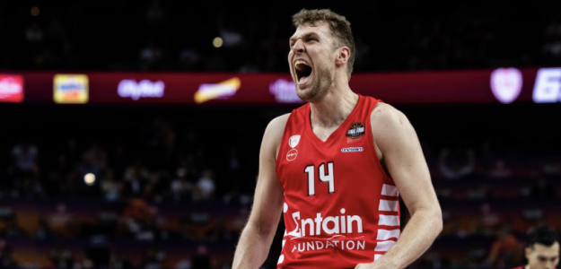 Sasha Vezenkov, el MVP total de la Euroliga que fracasó en la NBA