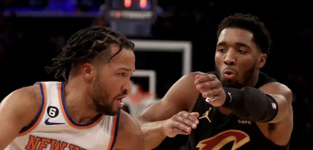 Brunson acabó con la resistencia de los Cavs. 