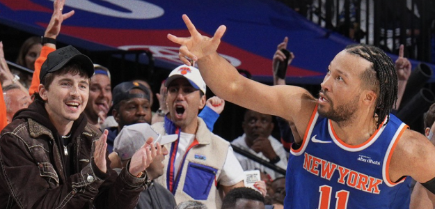 New York Knicks está arrasando a Philadelphia 76ers.