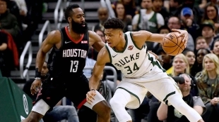 James Harden y Giannis Antetokounmpo | Foto: getty images