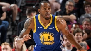 Andre Iguodala, con la camiseta de los Warriors.