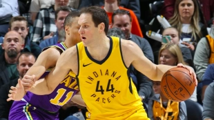 Bogdanovic, encarando el aro rival.