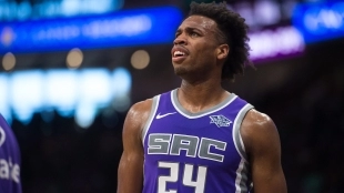 Buddy Hield con los Sacramento Kings.