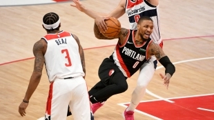 Bradley Beal y Damian Lillard en un Blazers- Wizards. 