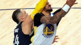 La falta antideportiva de Dillon Brooks sobre Gary Payton II. 