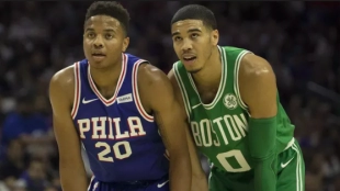 Fultz y Tatum, durante la pasada temporada.
