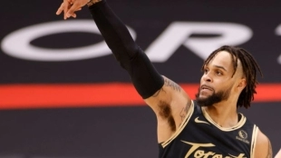 Gary Trent Jr. realiza un lanzamiento con los Raptors "Foto: NBA.com"