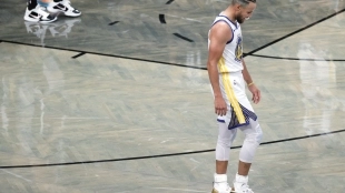 Stephen Curry en un partido de los Warriors.