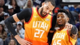 Rudy Gobert y Donovan Mitchell, jugadores de Utah Jazz.