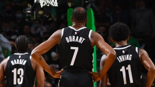 Kevin Durant, Kyrie Irving y James Harden, estrellas de Brooklyn Nets.